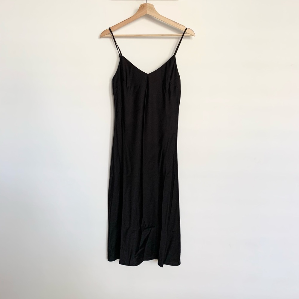 Forever 21 satin black dress